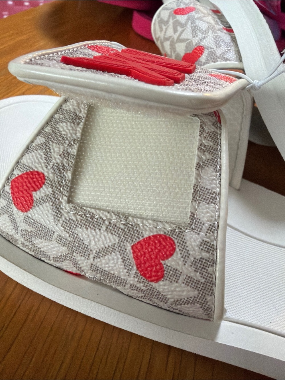 NWT Michael Kors Palmer Slide Sandals Women 9 Heart Signature Cream Logo - Picture 4 of 6